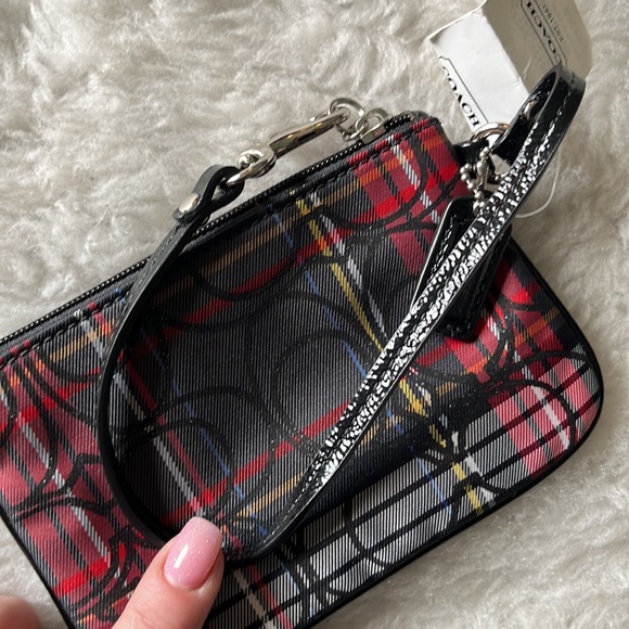 NWT COACH Tartan plaid signature holiday top zip wristlet - Picture 10 of 10